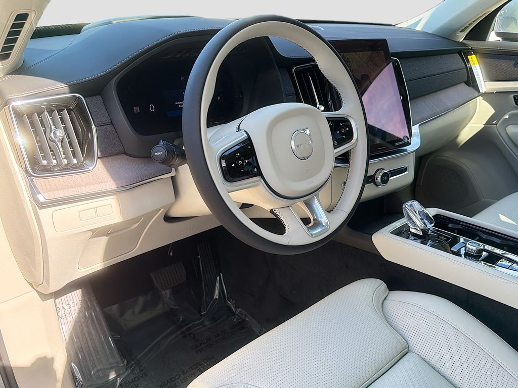 2026 Volvo XC90 Ultra - Photo 9