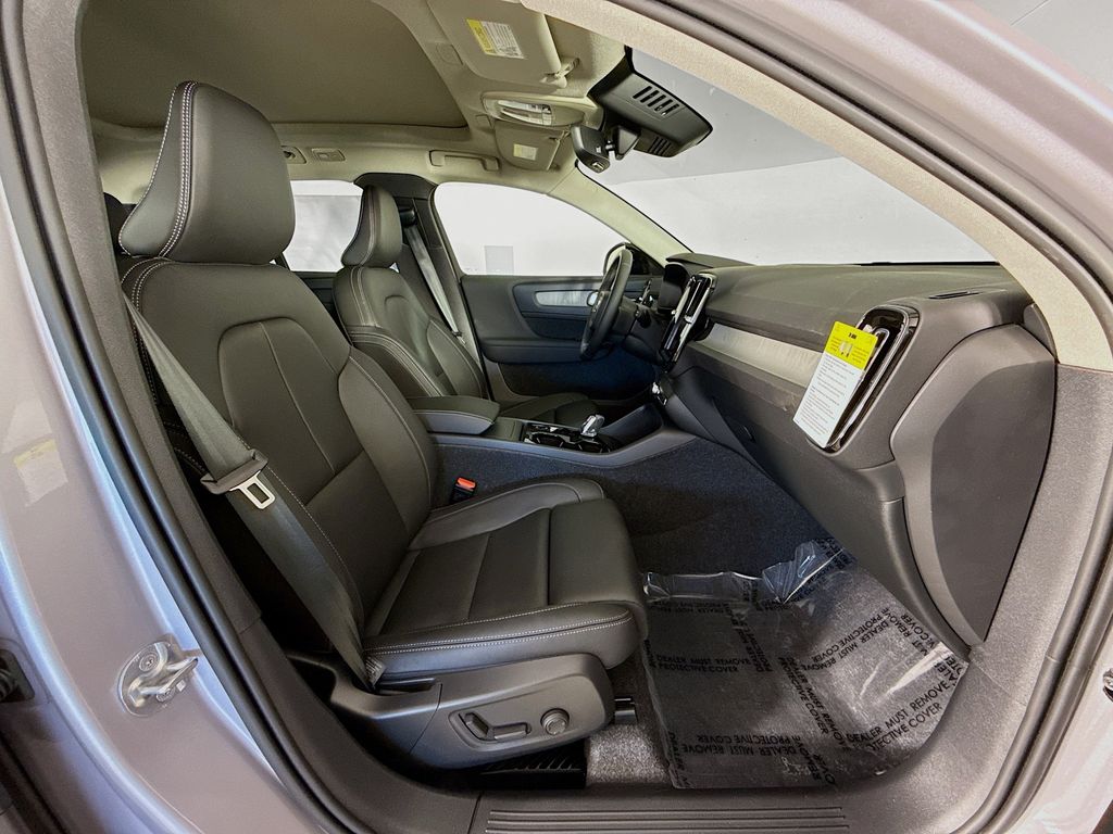 2026 Volvo XC40 Ultra - Photo 29