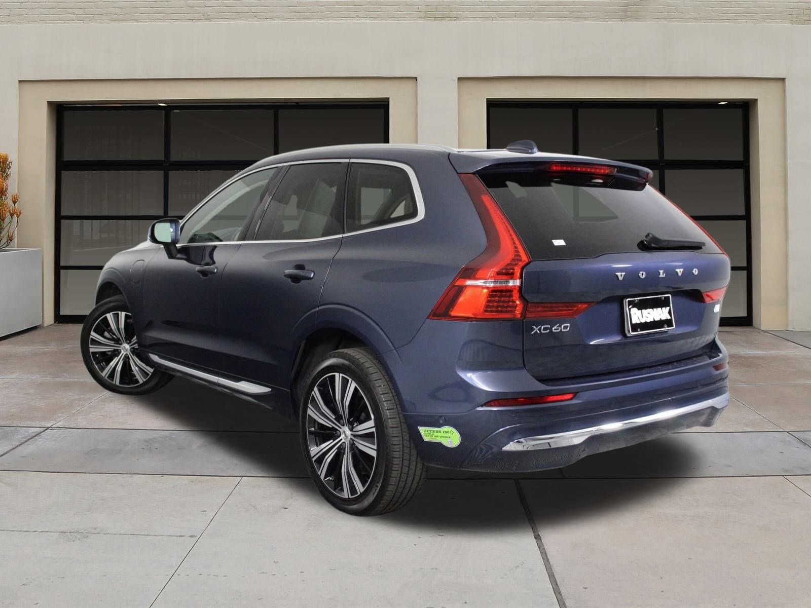 Certified 2023 Volvo XC60 Ultimate with VIN YV4H60DF4P1226186 for sale in Pasadena, CA