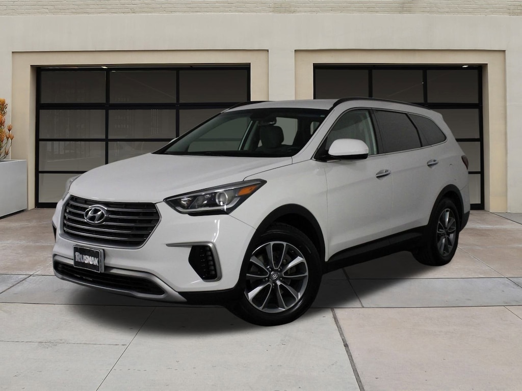 Used 2017 Hyundai Santa Fe SE SUV