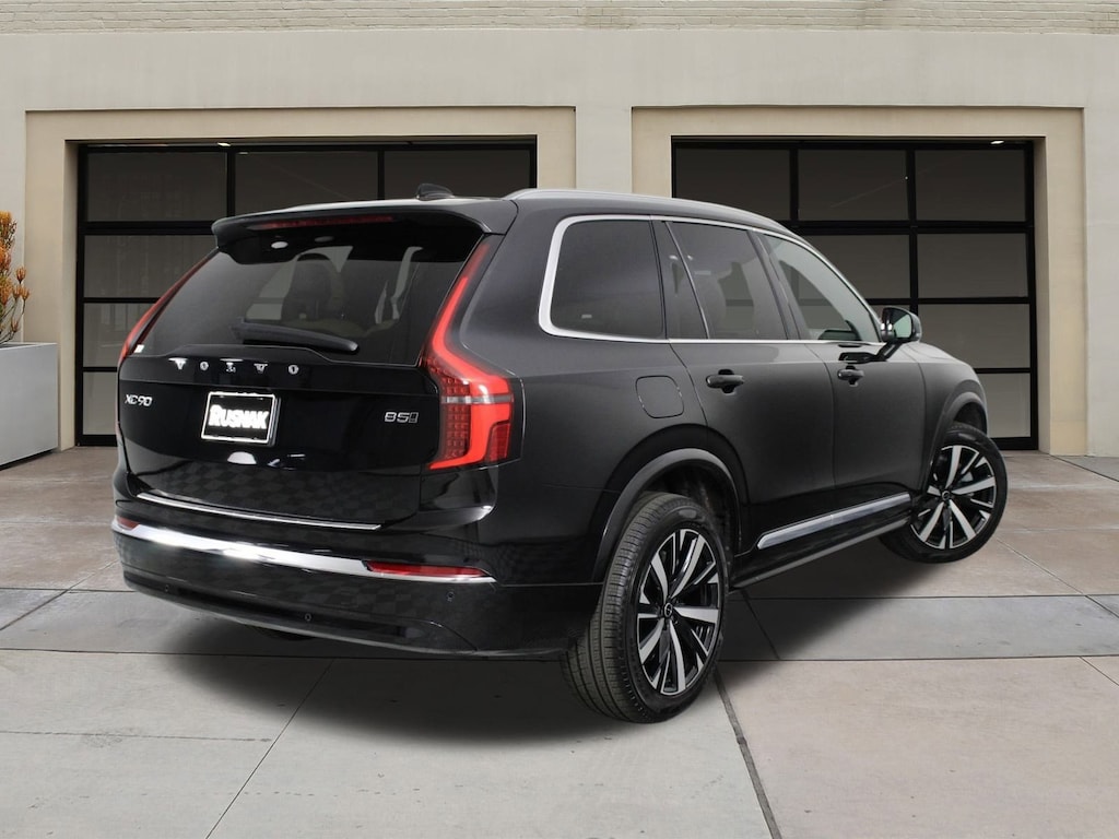 Certified 2025 Volvo XC90 B5 Core SUV