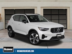 2026 Volvo XC40 B5 Plus AWD SUV