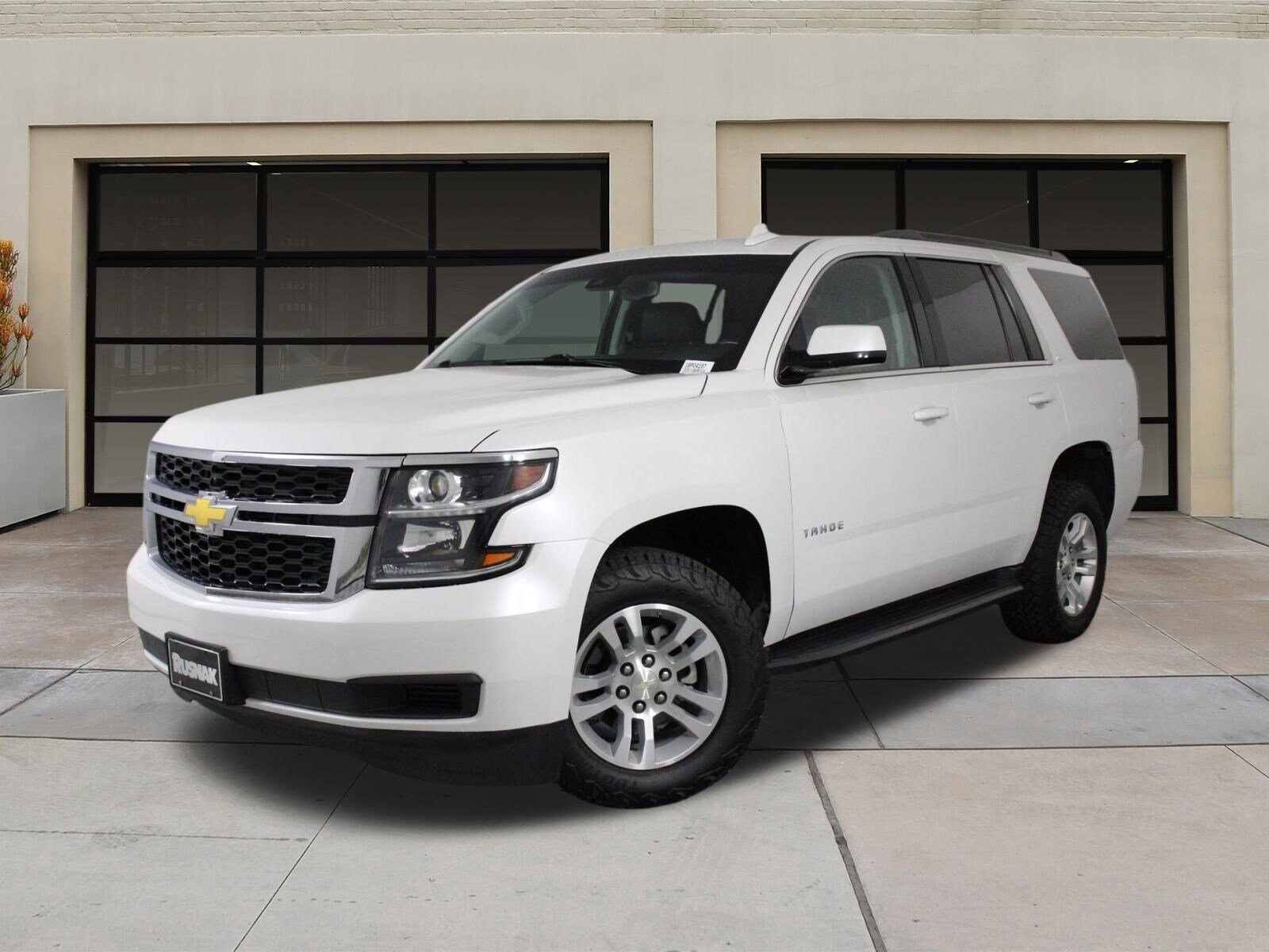2018 Chevrolet Tahoe LT photo 2