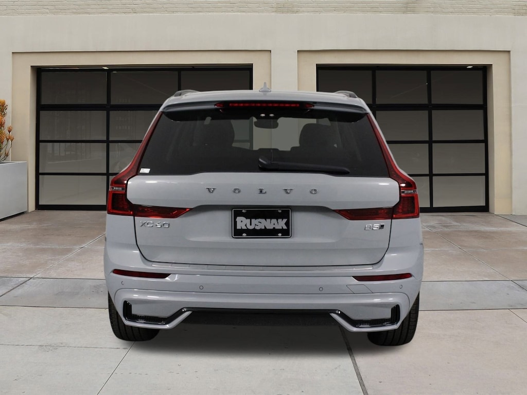 New 2026 Volvo XC60 B5 Ultra SUV