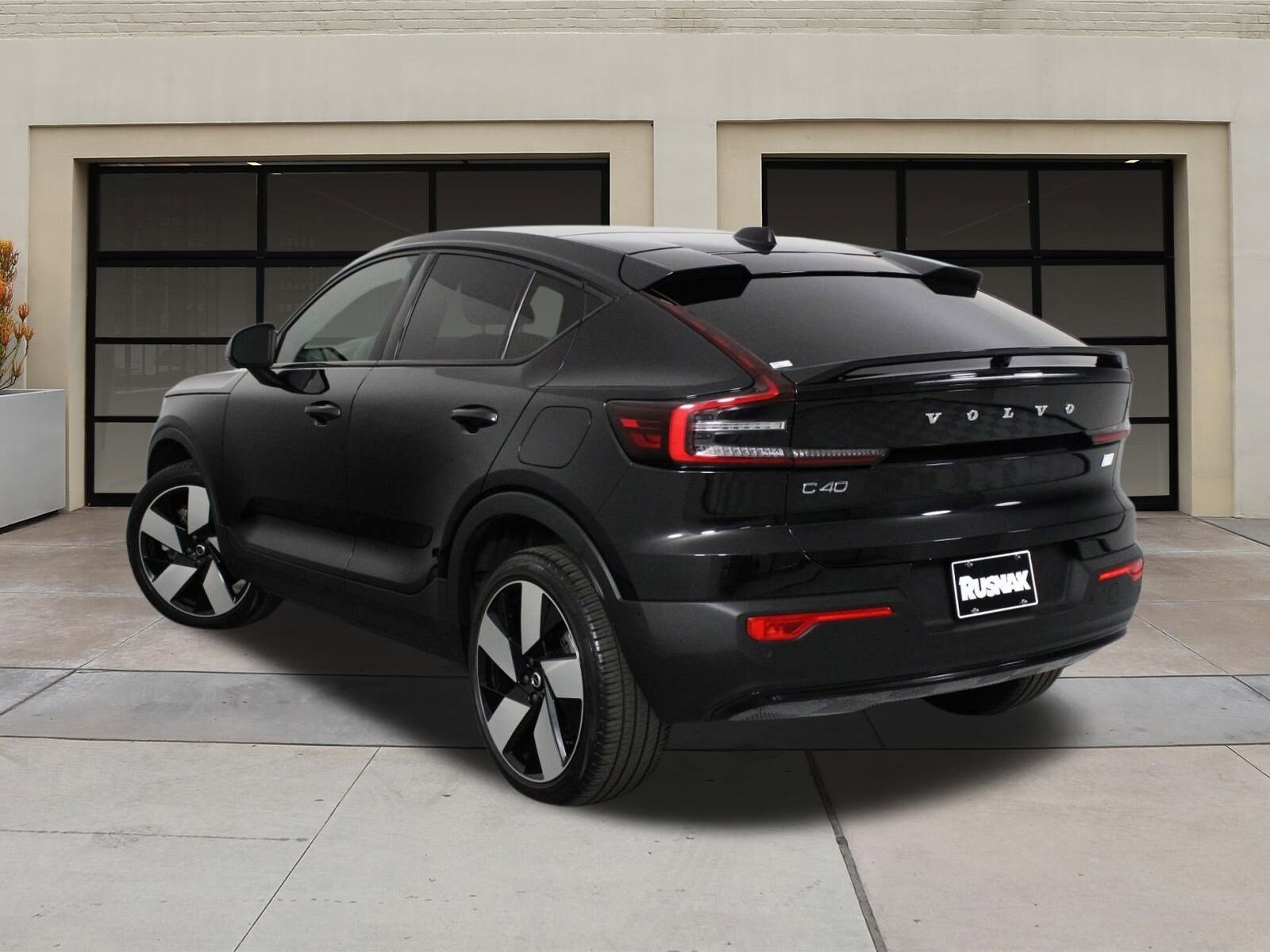 2023 Volvo C40 Recharge Ultimate photo 2