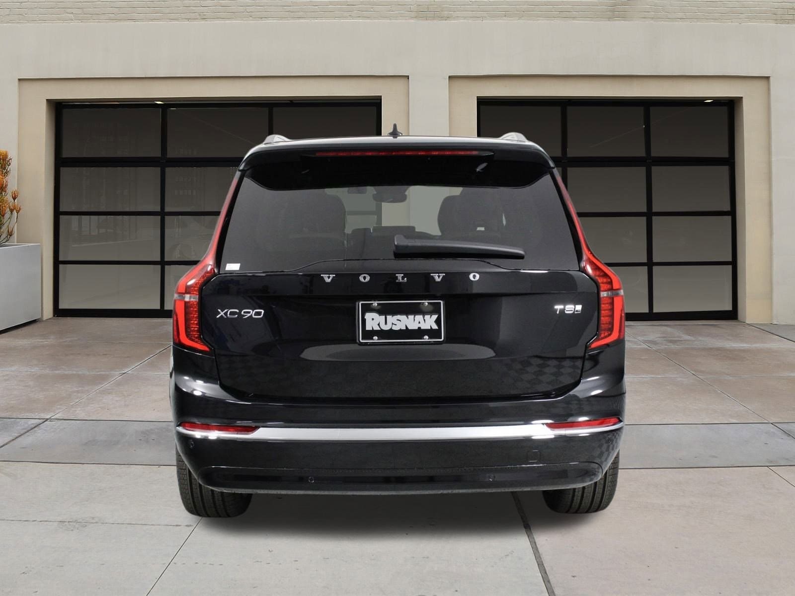 2026 Volvo XC90 Plus - Photo 4