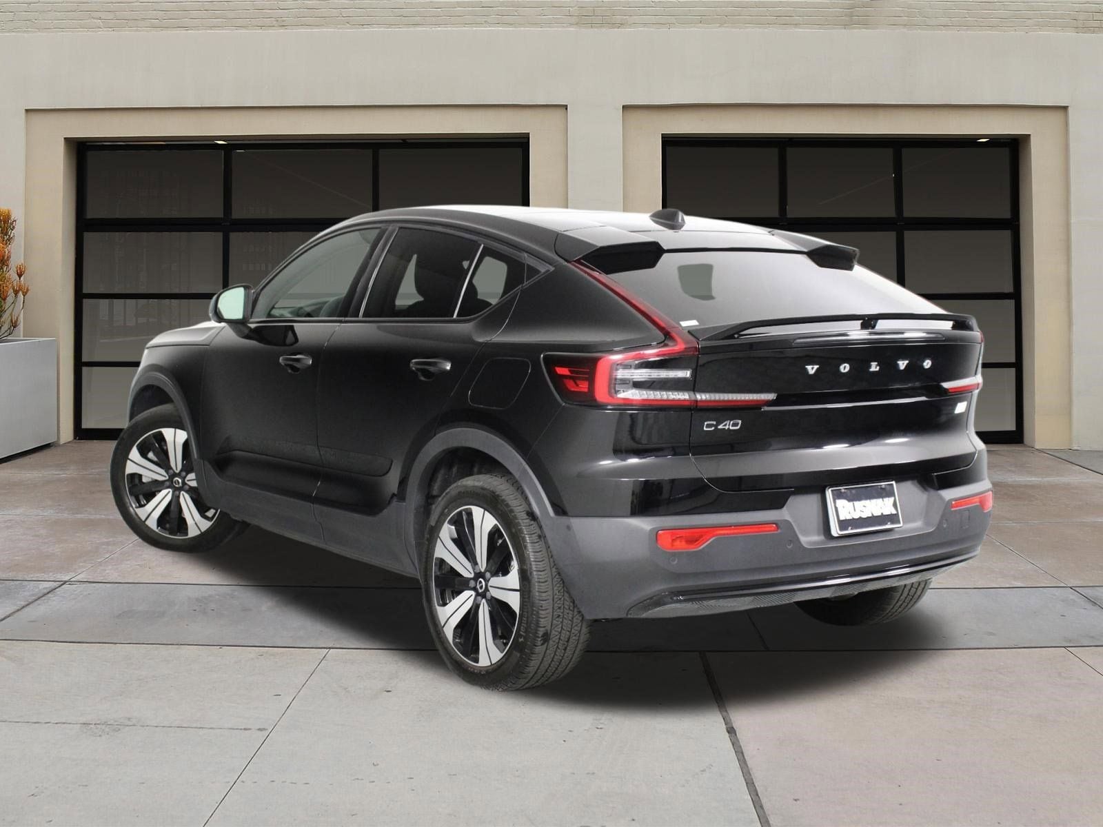 Used 2023 Volvo C40 Plus with VIN YV4ED3GLXP2051206 for sale in Pasadena, CA