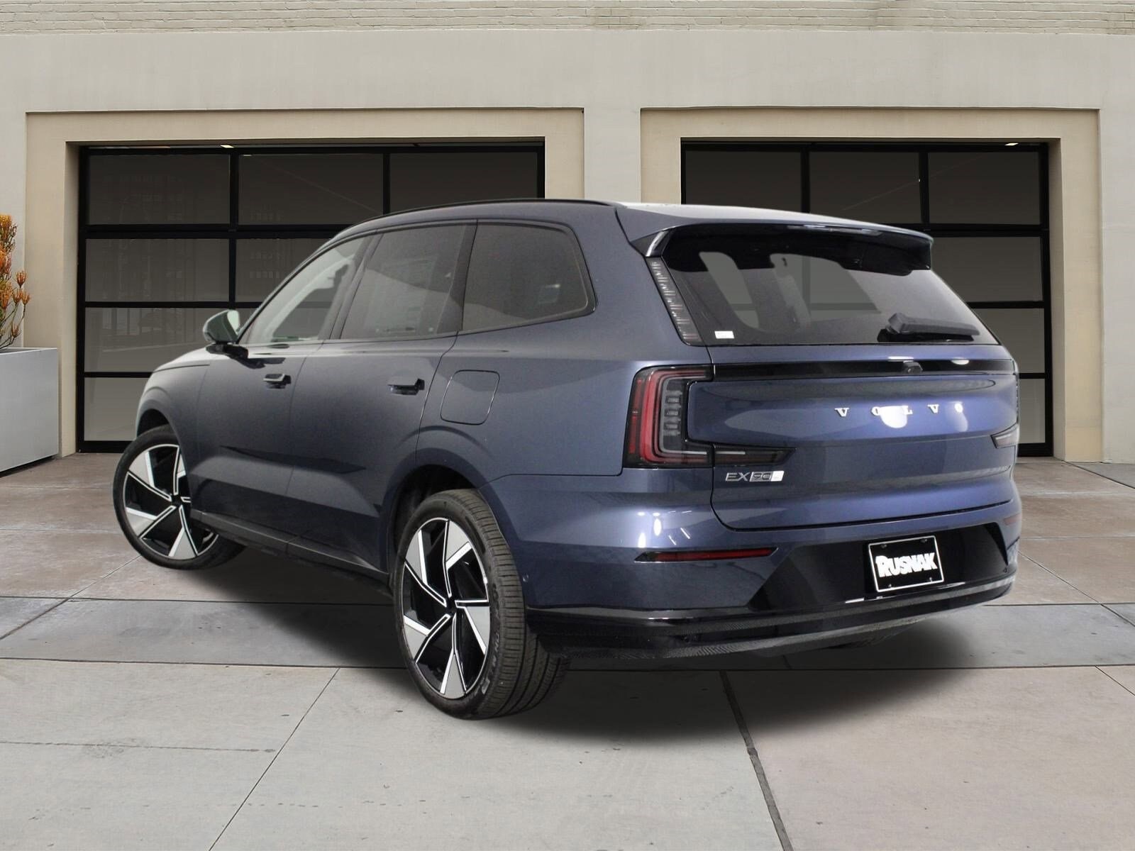 2025 Volvo EX90 Twin Motor Performance Ultra photo 3