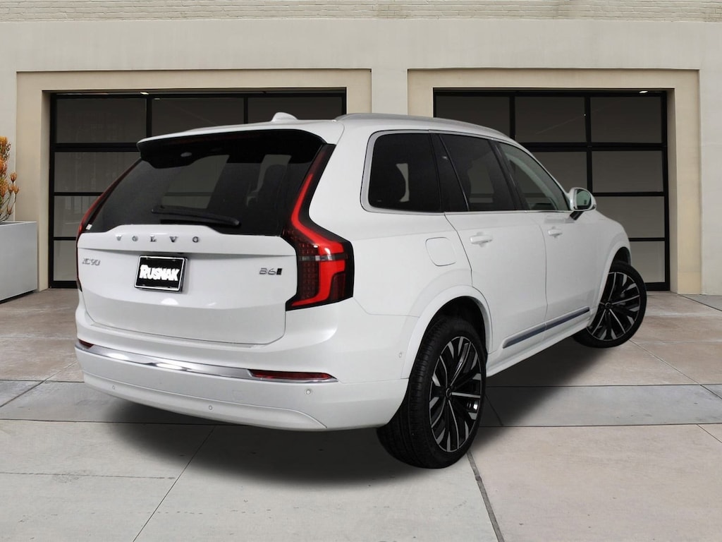 Certified 2025 Volvo XC90 B6 Plus 7-Seater SUV
