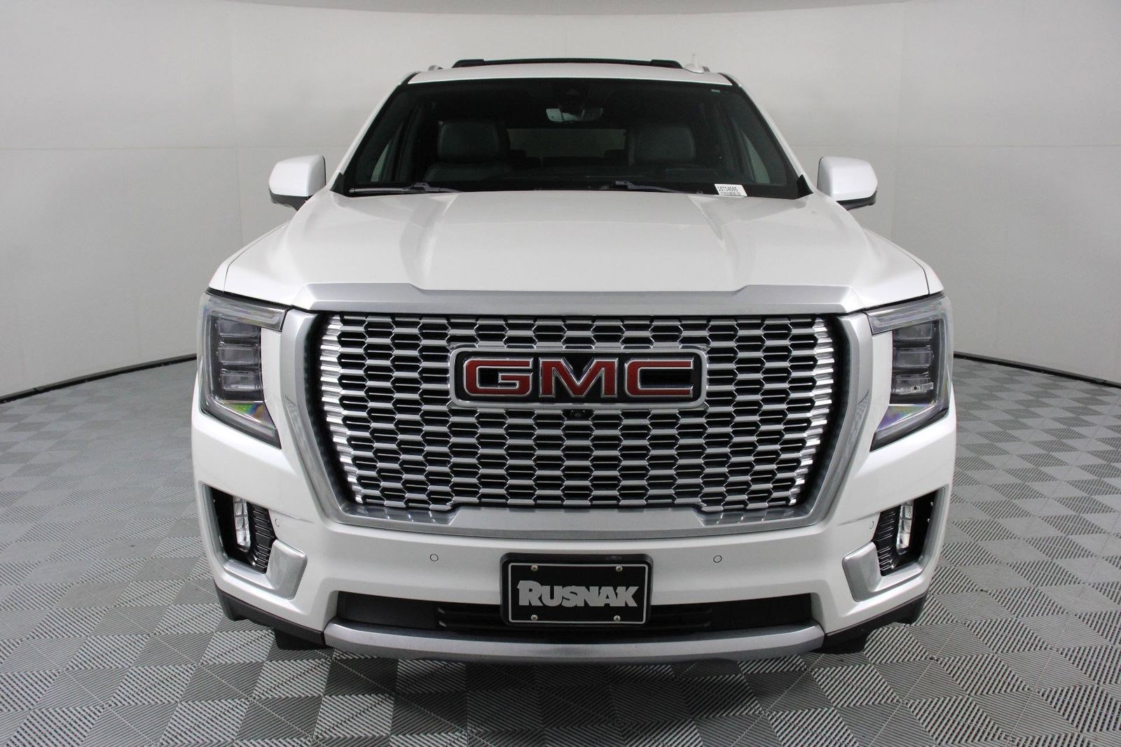 2021 GMC Yukon XL Denali photo 5