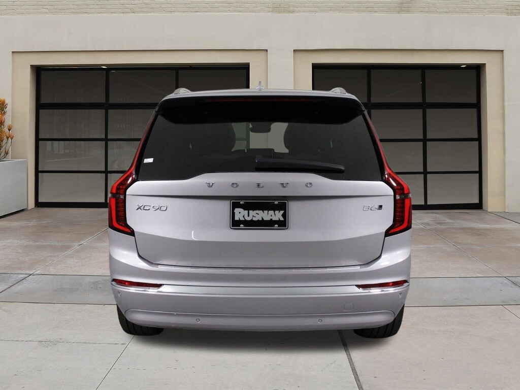 New 2026 Volvo XC90 B6 Plus 7-Seater SUV