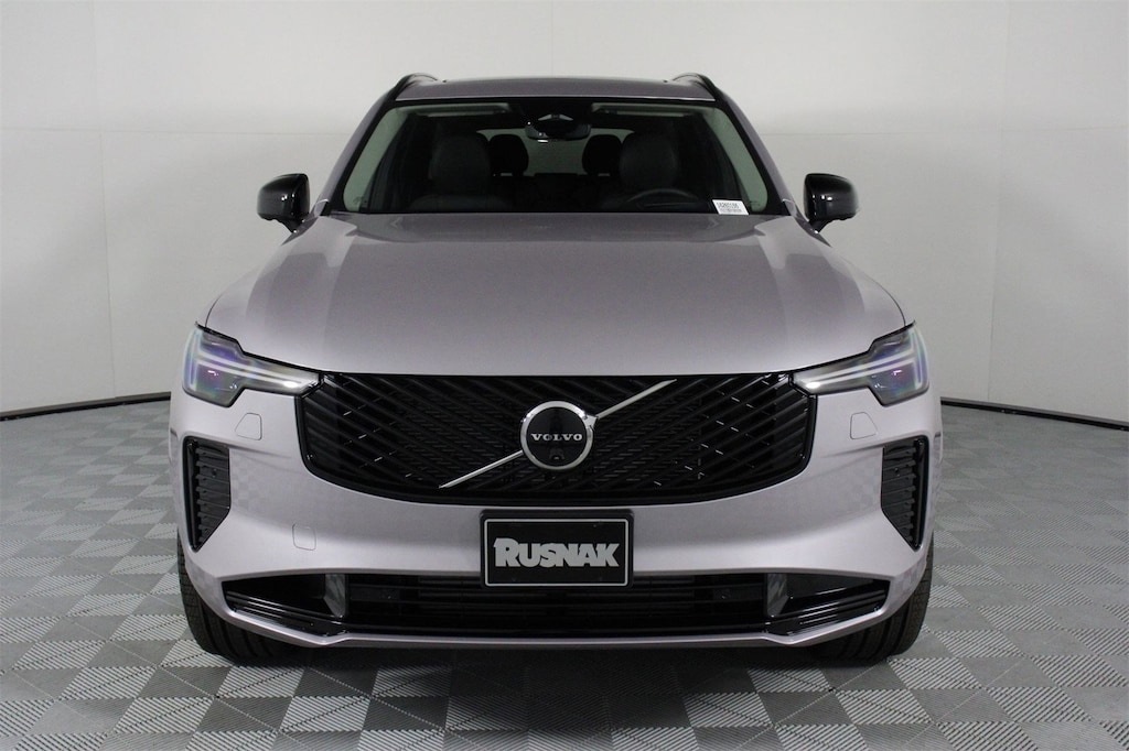 New 2026 Volvo XC90 plug-in hybrid T8 Ultra Dark Theme 7-Seater SUV