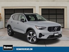 2026 Volvo XC40 B5 Plus AWD SUV