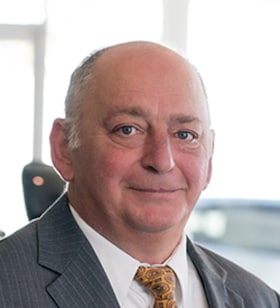 Staff member Vahe Zakaryan from 9748a744a8e8