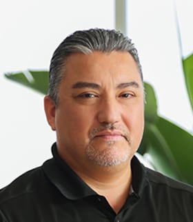 Staff member Steven Ruiz from 806de61800b0