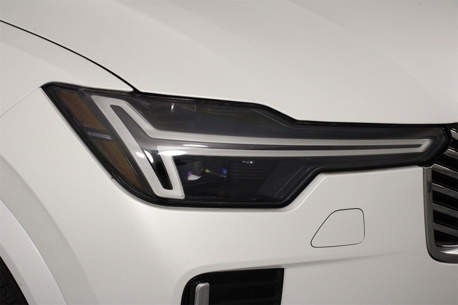 2025 Volvo XC90 Plus - Photo 14