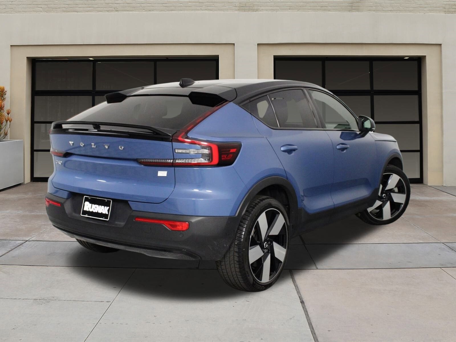 2022 Volvo C40 Recharge Ultimate photo 4