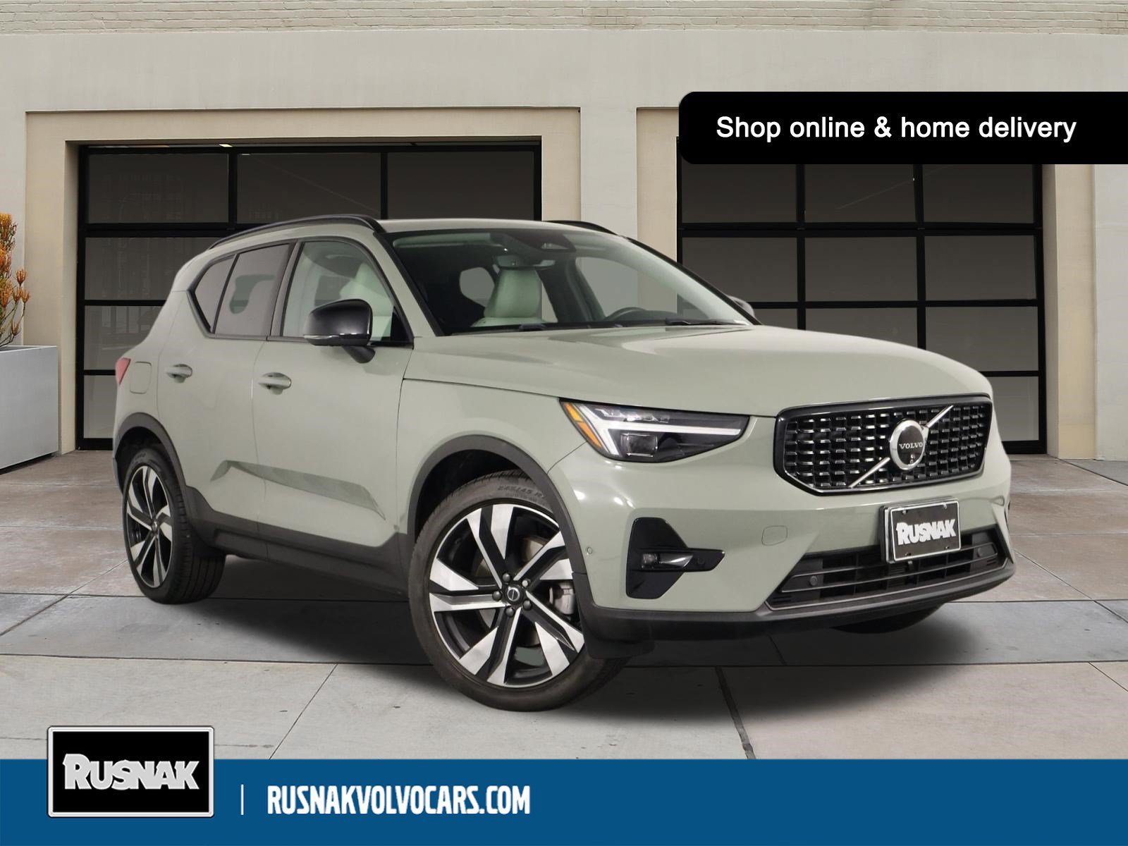 2024 Volvo C40
