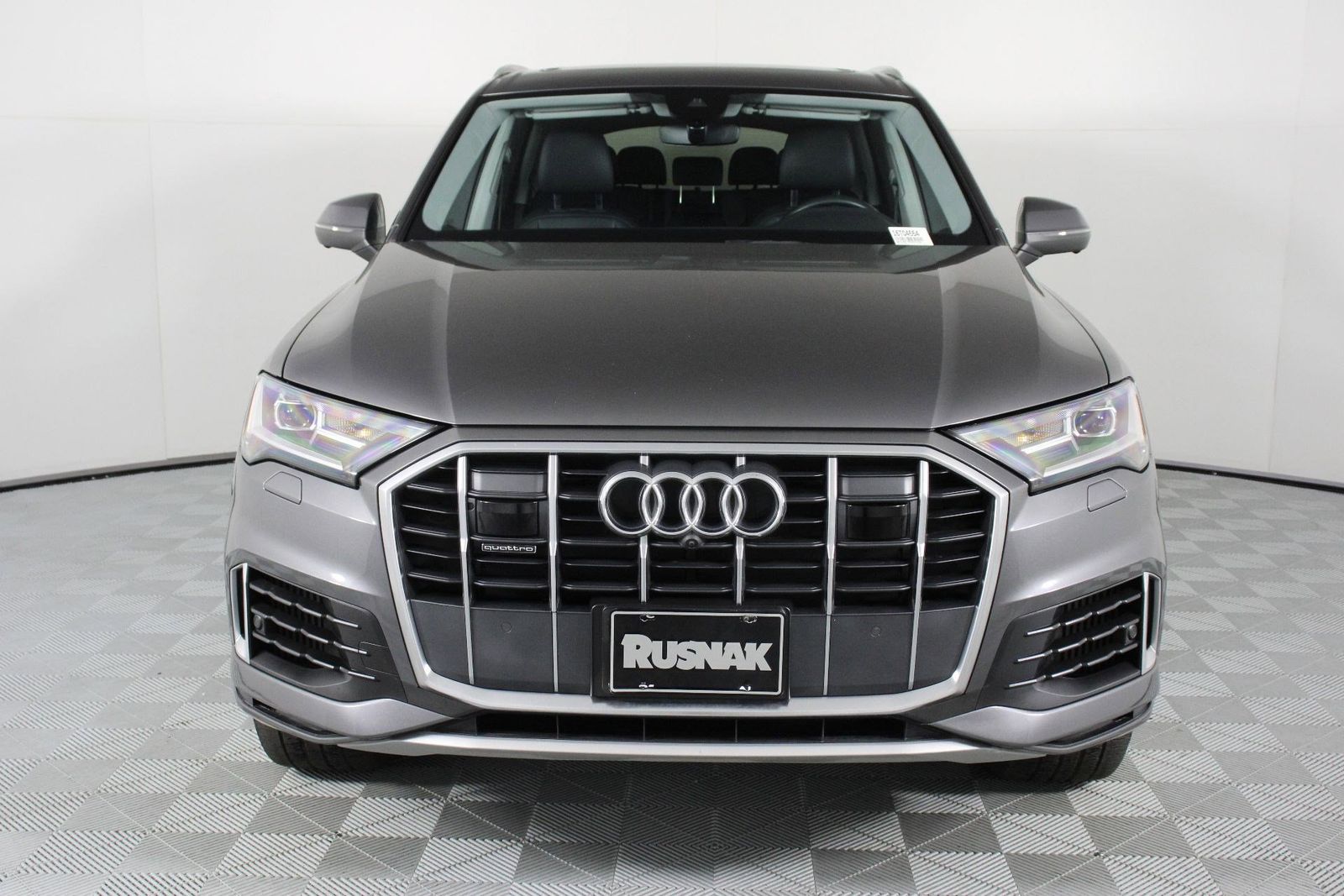 2023 Audi Q7 55 Premium Plus photo 5
