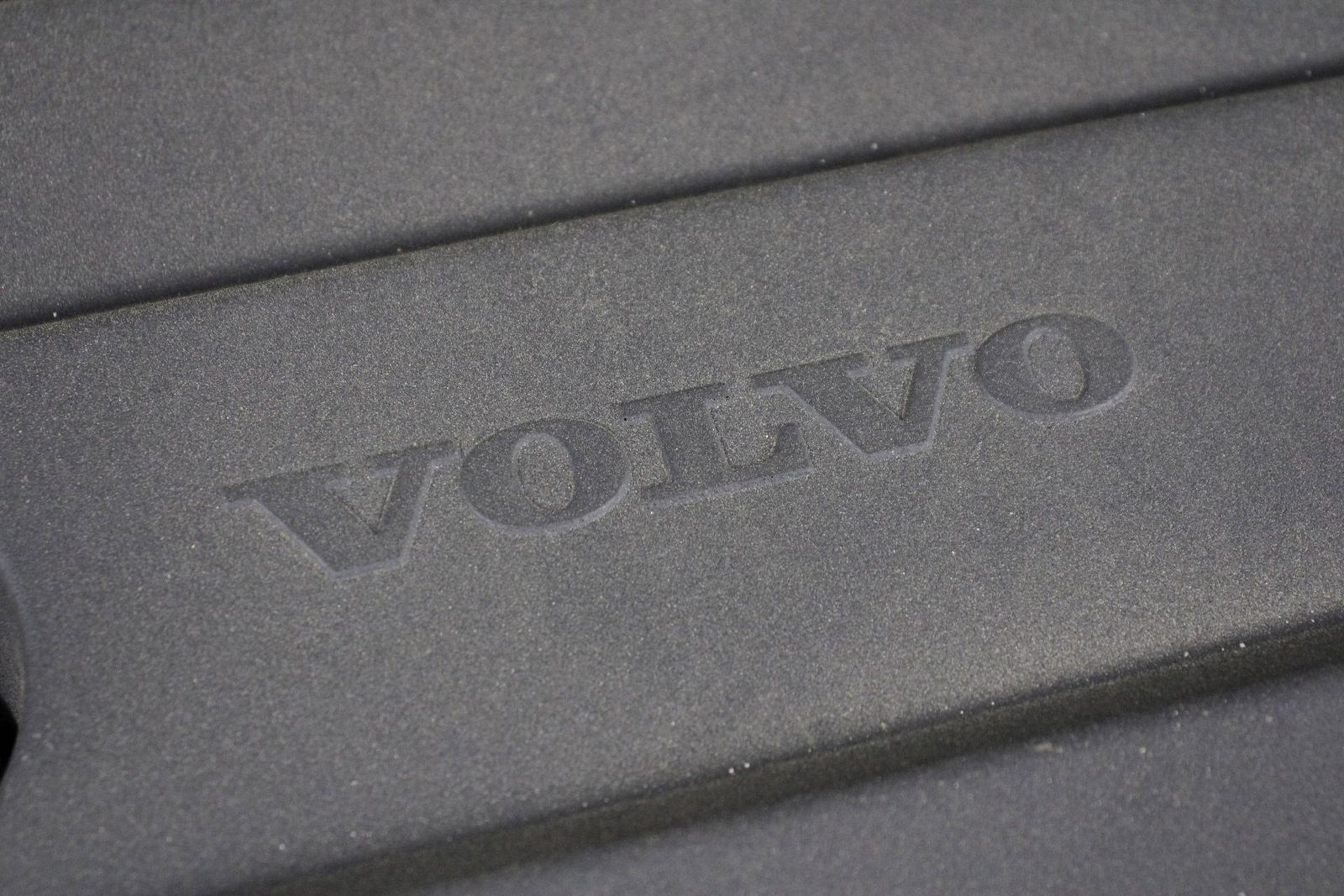 2026 Volvo XC40 Plus - Photo 25