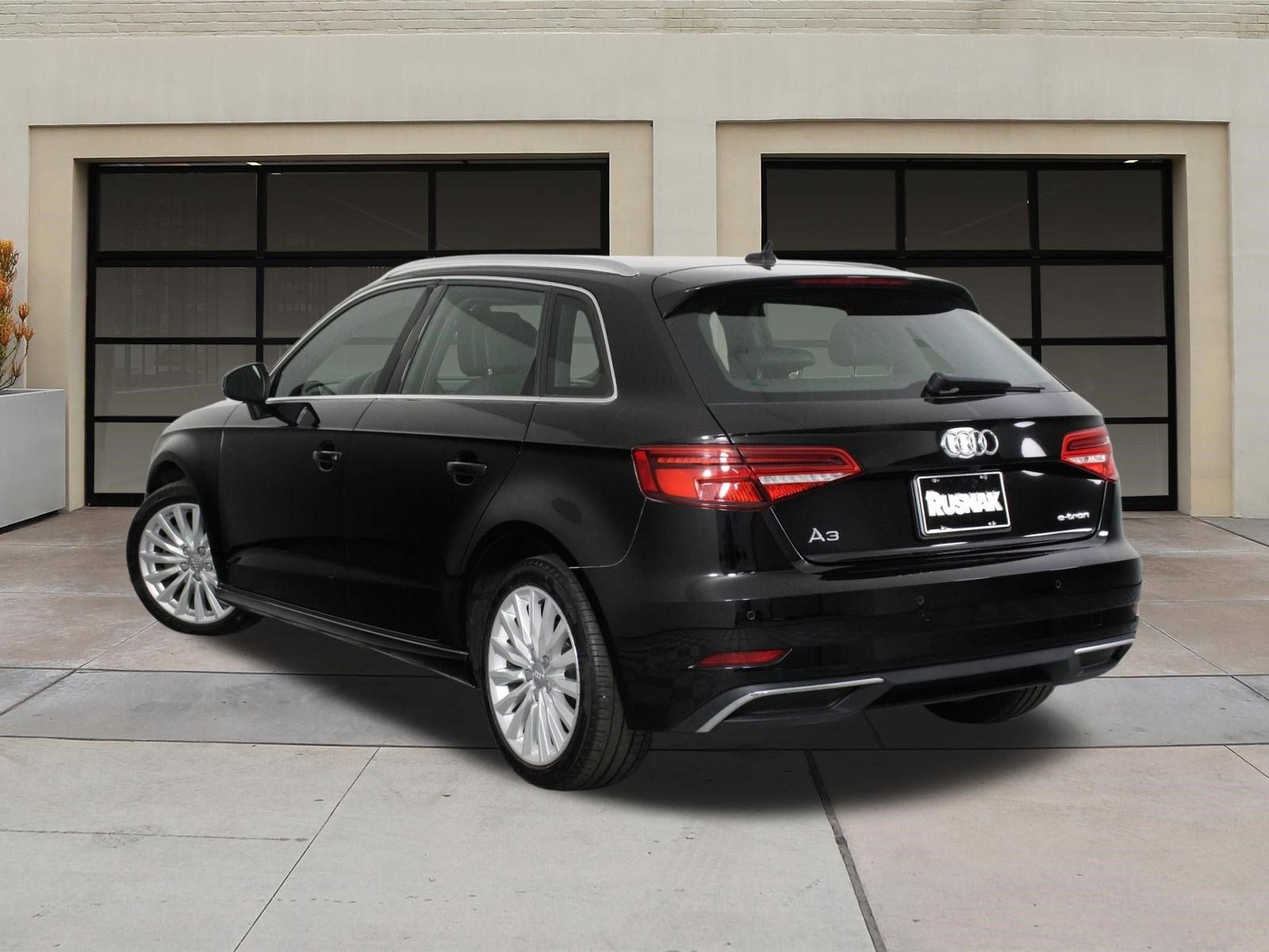 Used 2018 Audi A3 Sportback e-tron Premium Plus with VIN WAUTPBFF2JA055395 for sale in Pasadena, CA