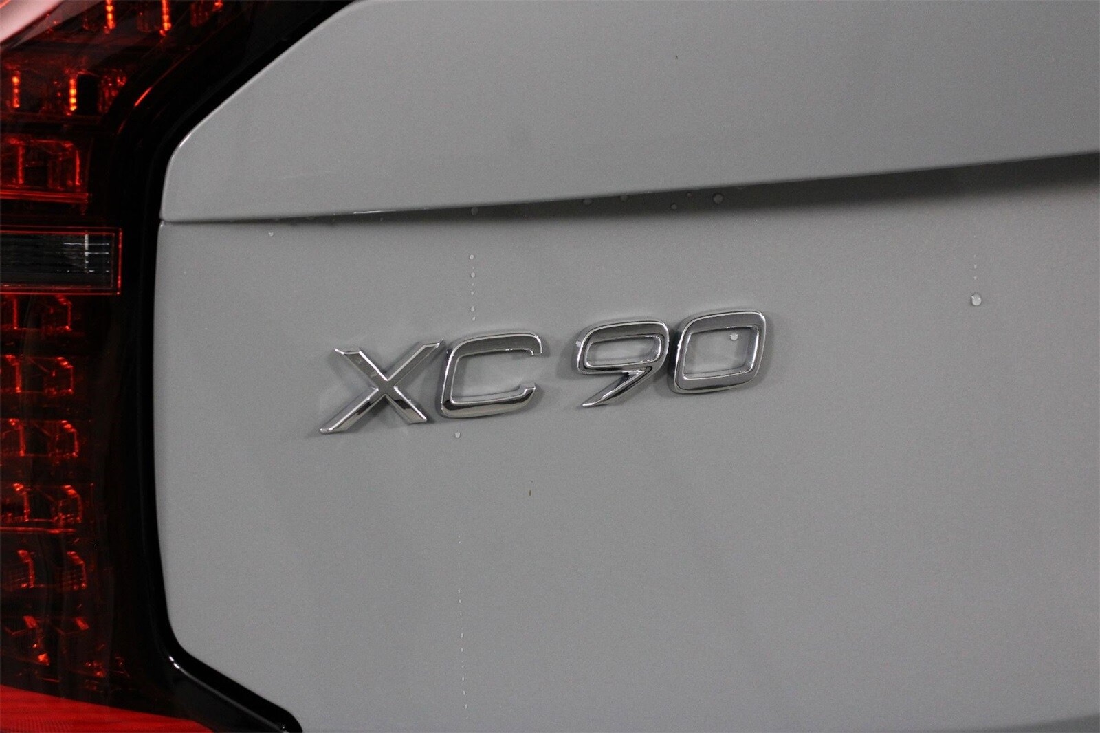 2026 Volvo XC90 Plus - Photo 16
