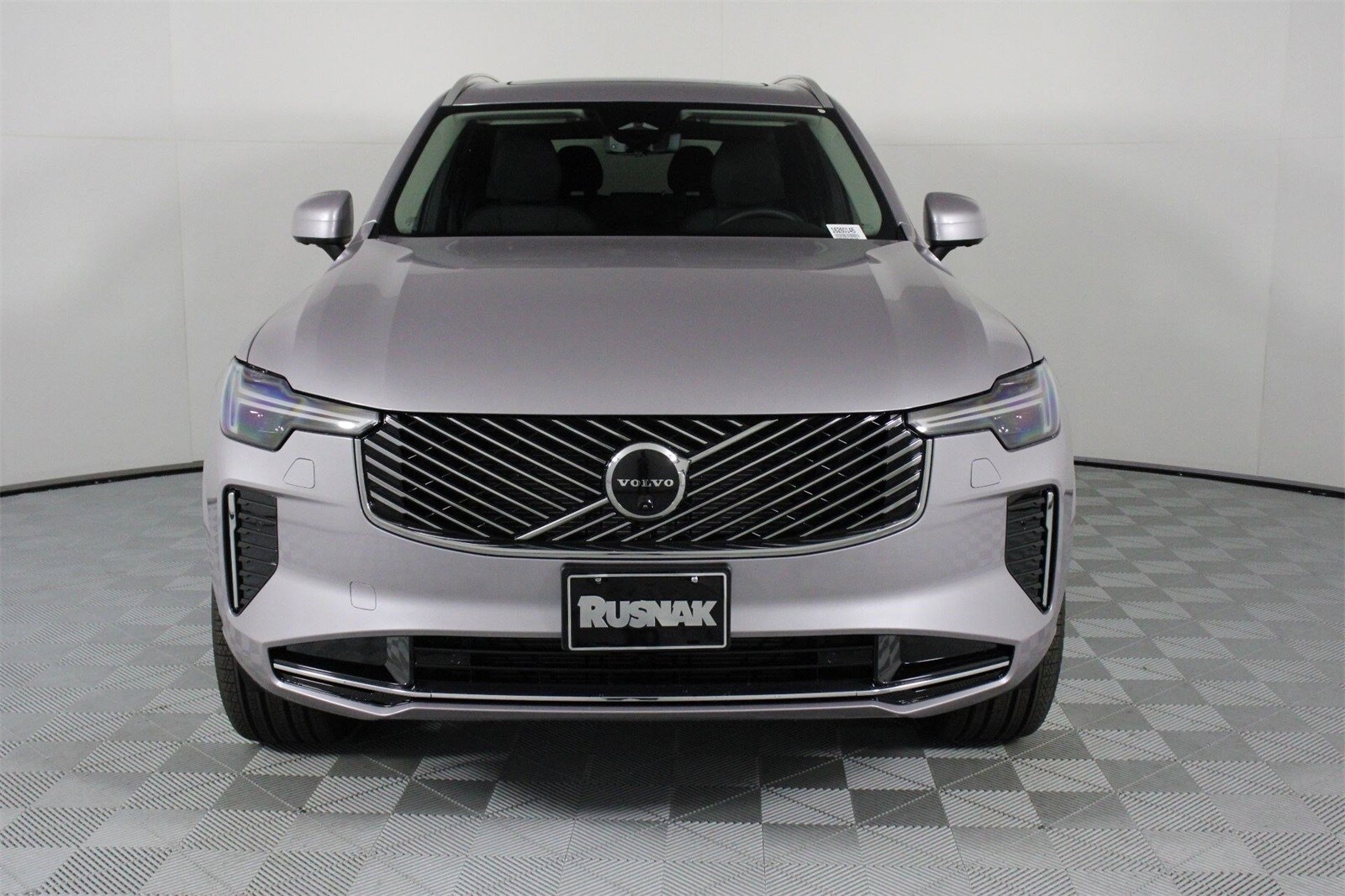 2026 Volvo XC90 B5 Plus photo 2