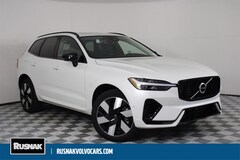 2025 Volvo XC60 plug-in hybrid T8 Plus SUV
