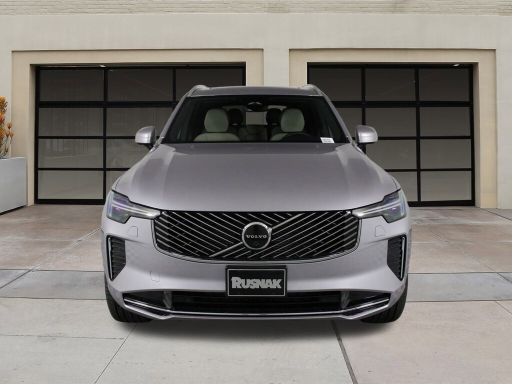 New 2026 Volvo XC90 B6 Plus 7-Seater SUV