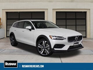 2026 Volvo V60 Cross Country B5 Plus AWD Wagon