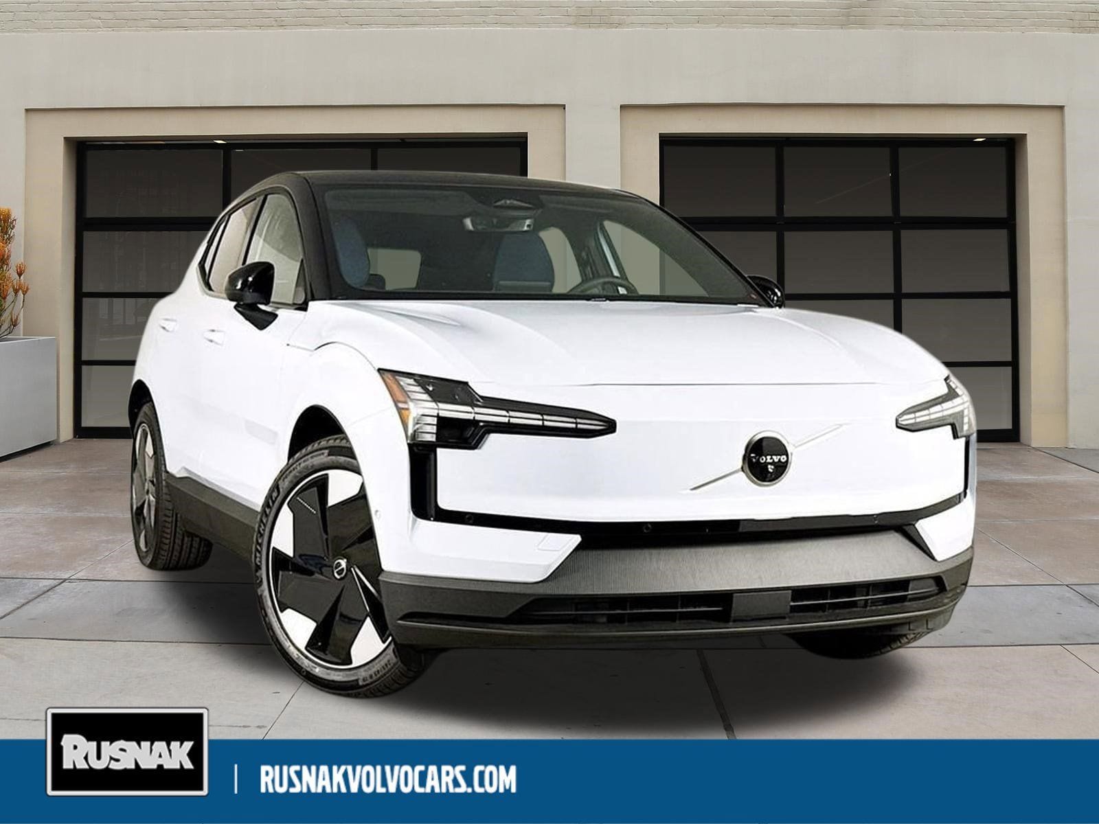 2026 Volvo EX30 Twin Motor Performance Ultra's photo