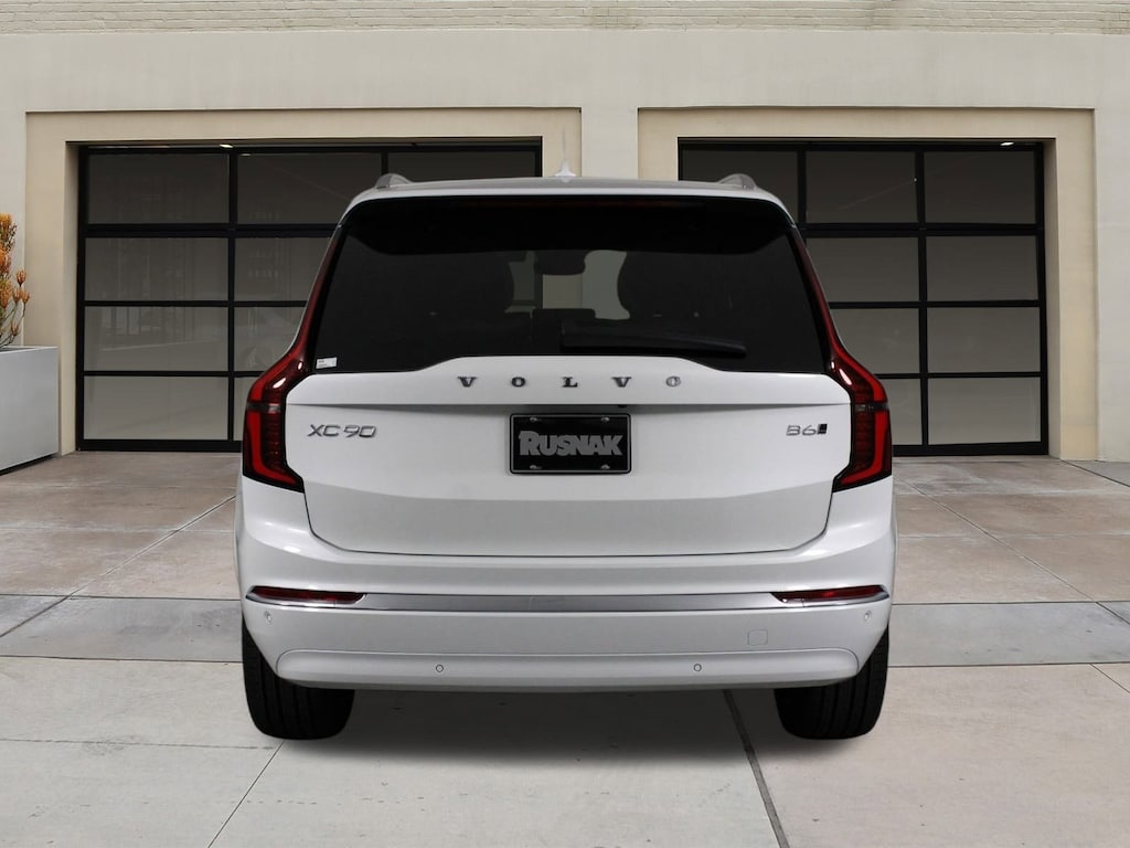New 2026 Volvo XC90 B6 Plus 7-Seater SUV