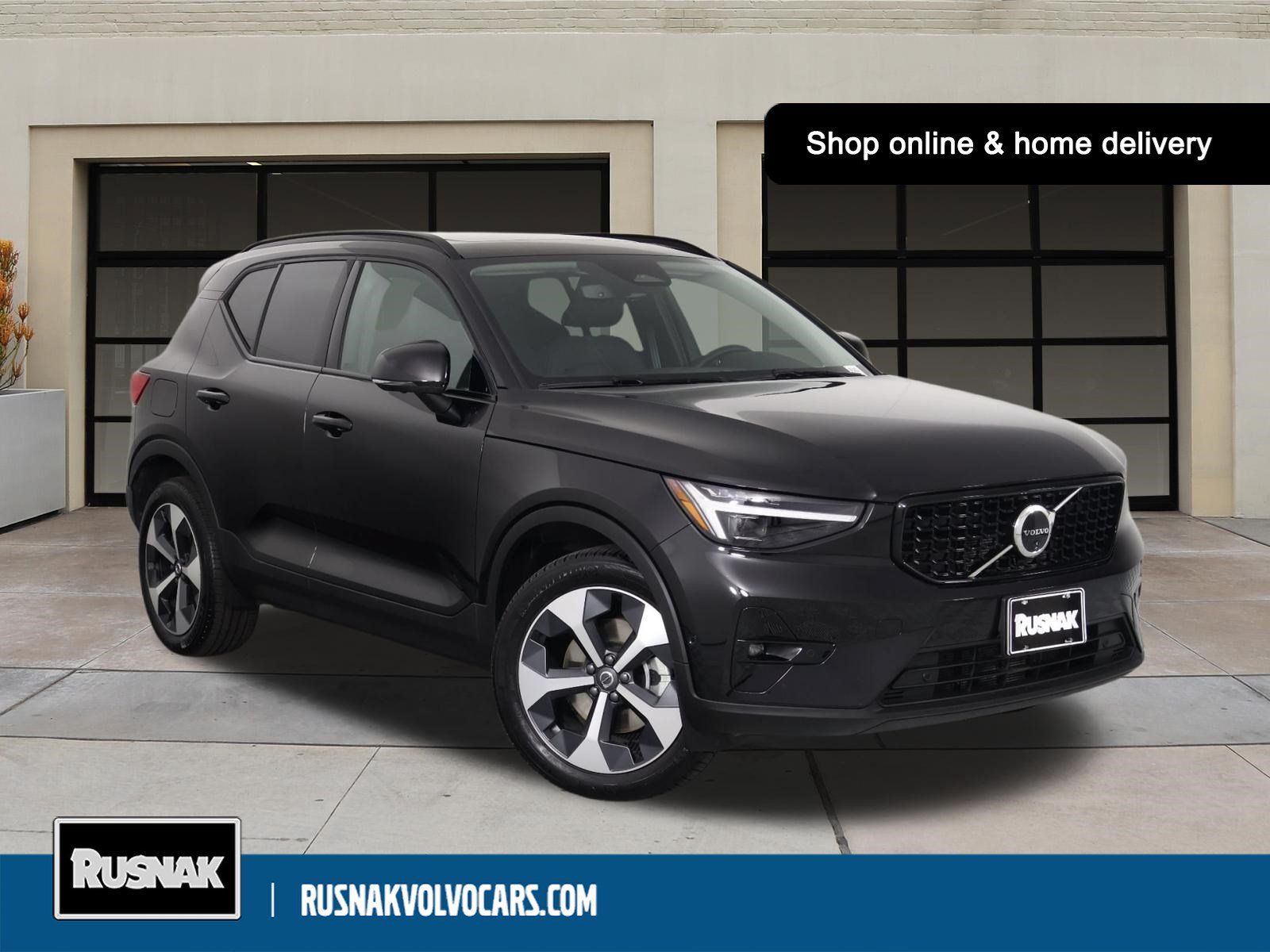 2026 Volvo XC40