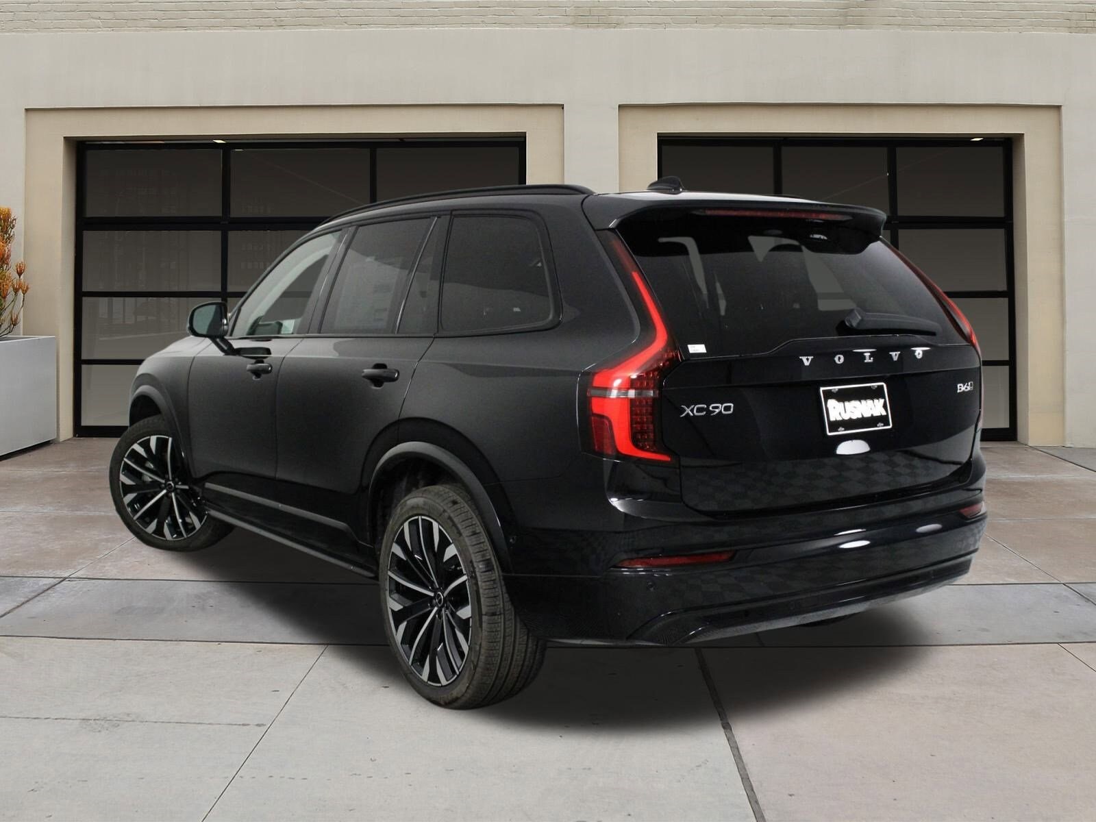 2026 Volvo XC90 photo 3