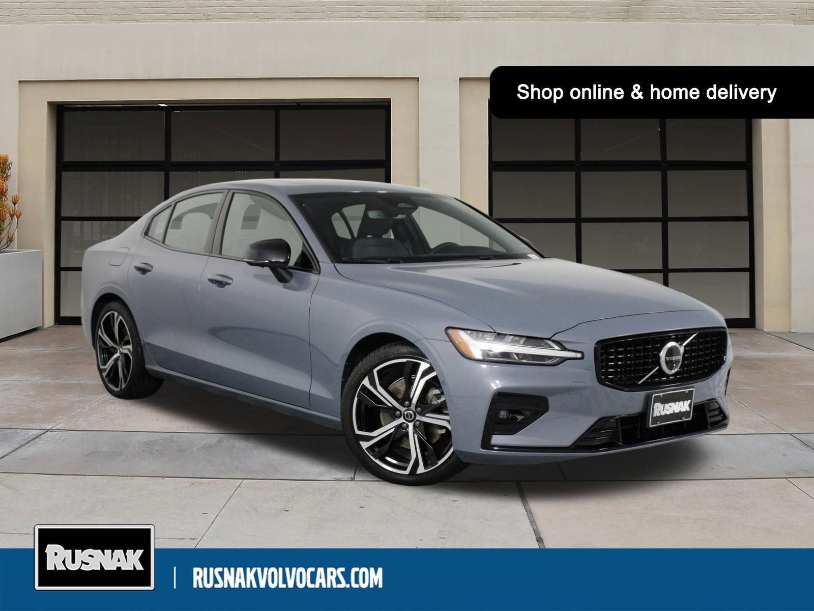 2024 Volvo S60 B5 Ultimate Dark Theme AWD's photo