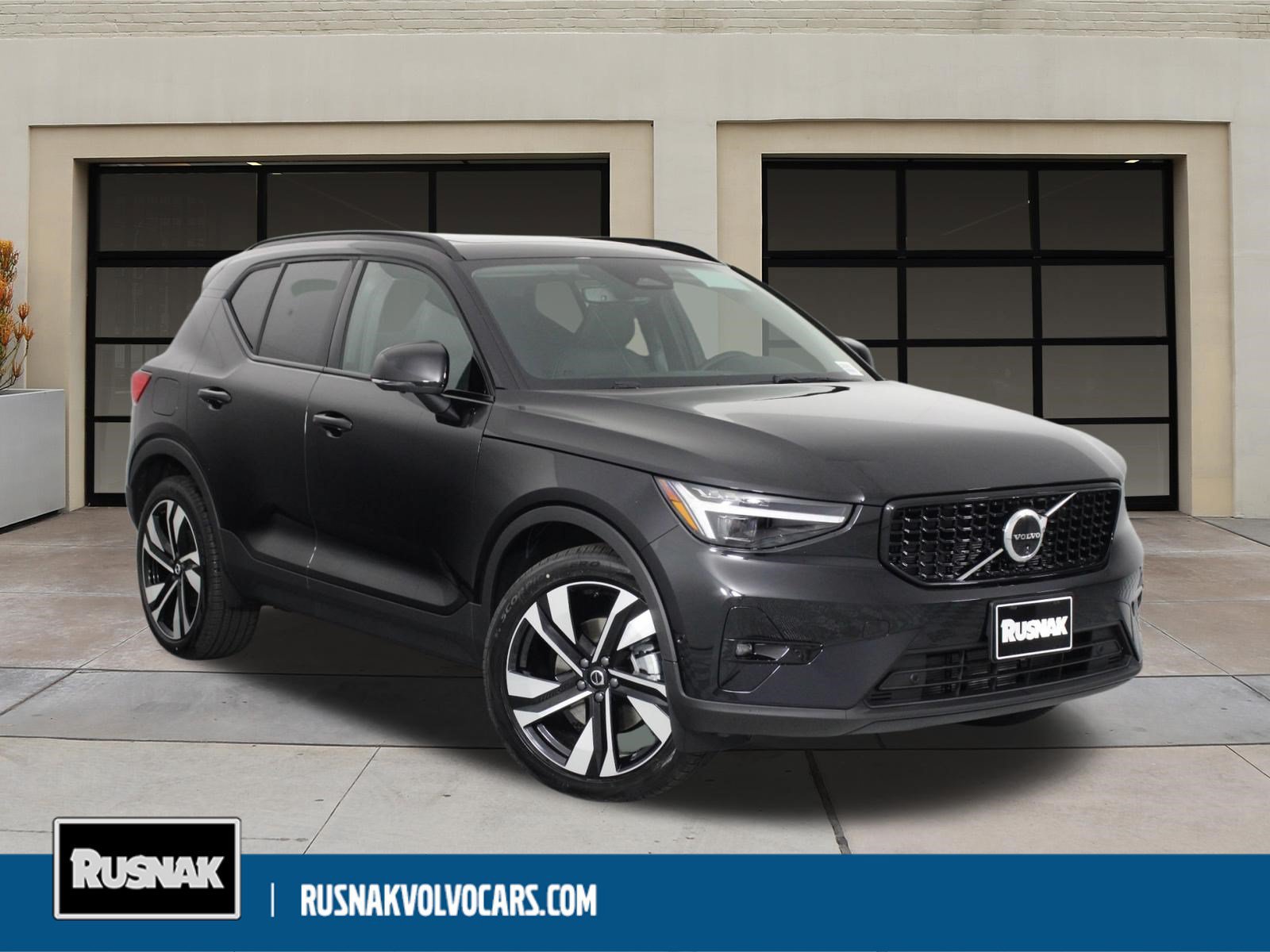 2026 Volvo XC40