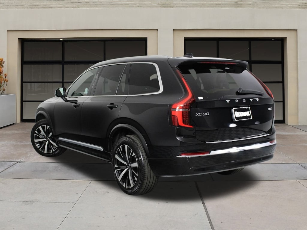 Certified 2025 Volvo XC90 B5 Core SUV
