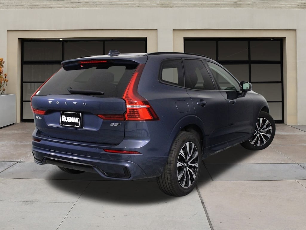 Certified 2025 Volvo XC60 B5 Core SUV