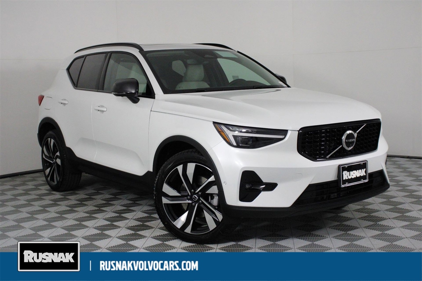 2026 Volvo XC40 Ultra's photo