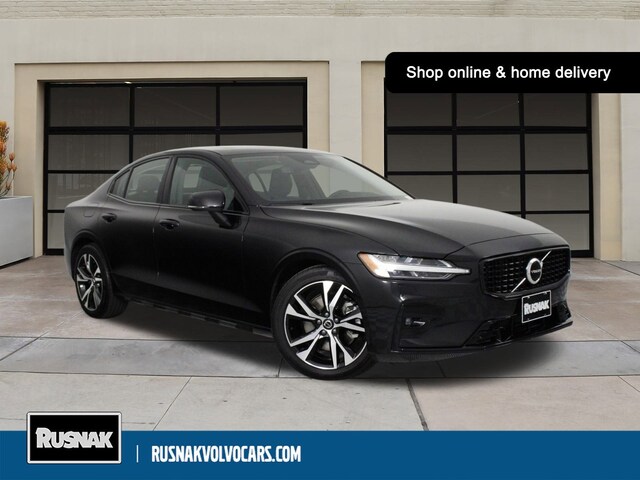 2025 Volvo S60 Core Dark Sedan