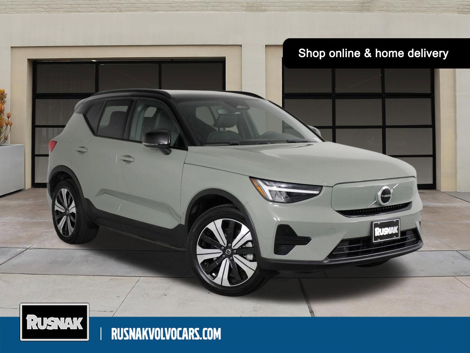 2023 Volvo XC40 P8 Recharge Core AWD's photo