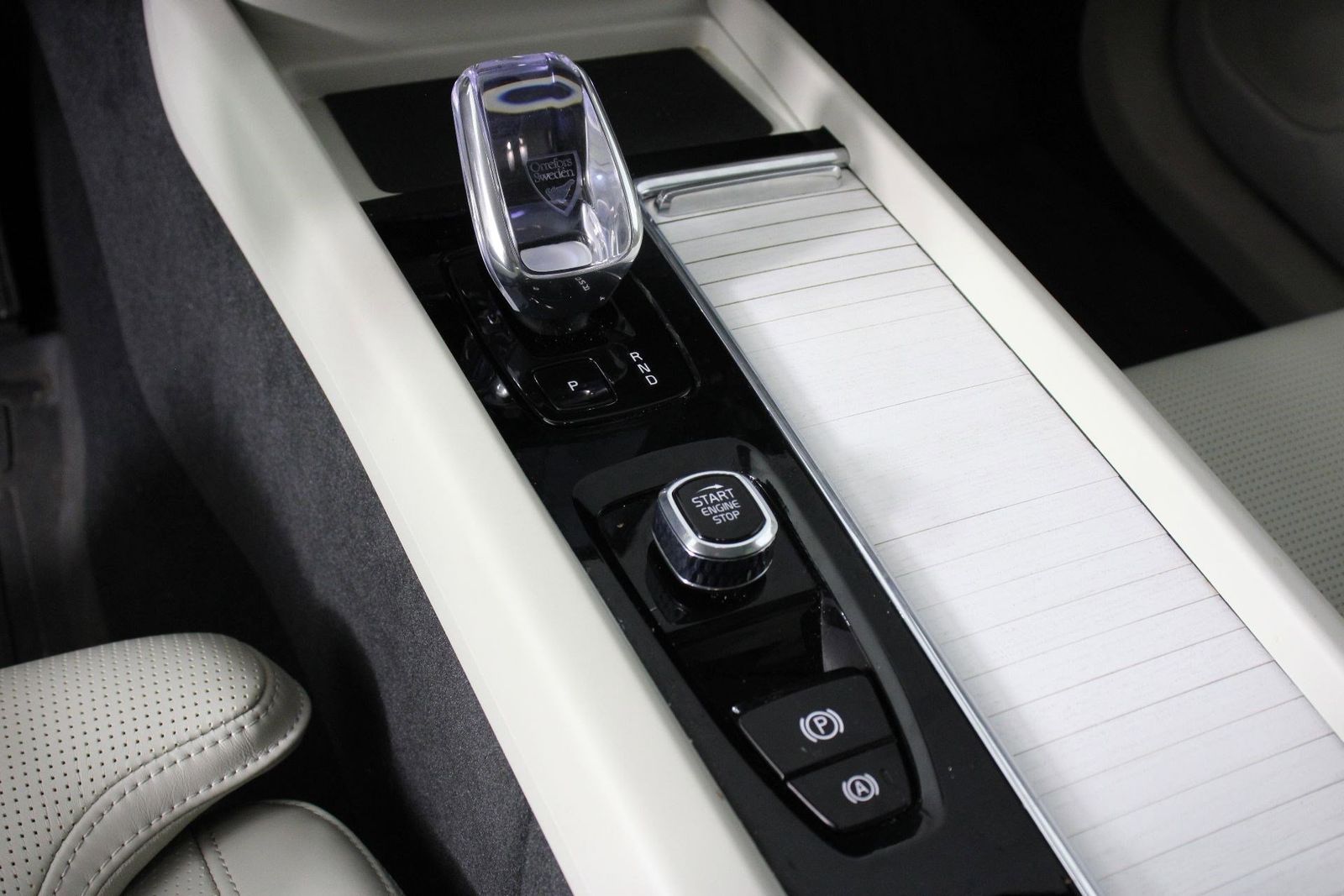 2026 Volvo XC60 Ultra - Photo 15
