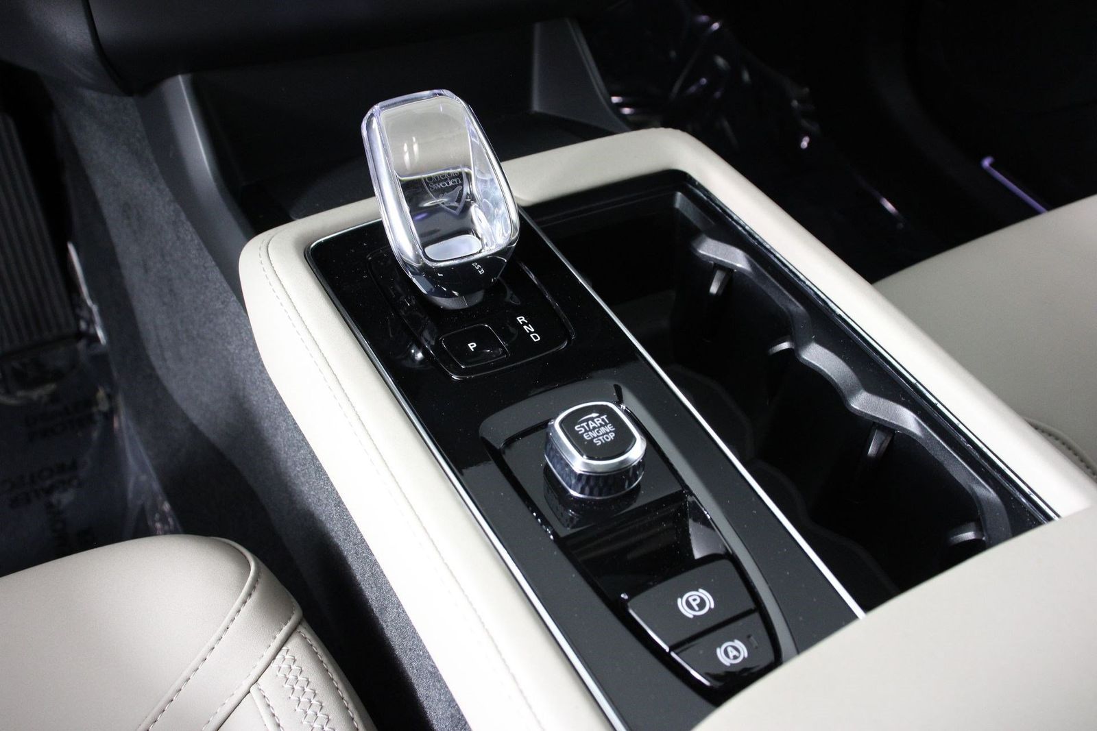 2026 Volvo XC90 Core - Photo 15