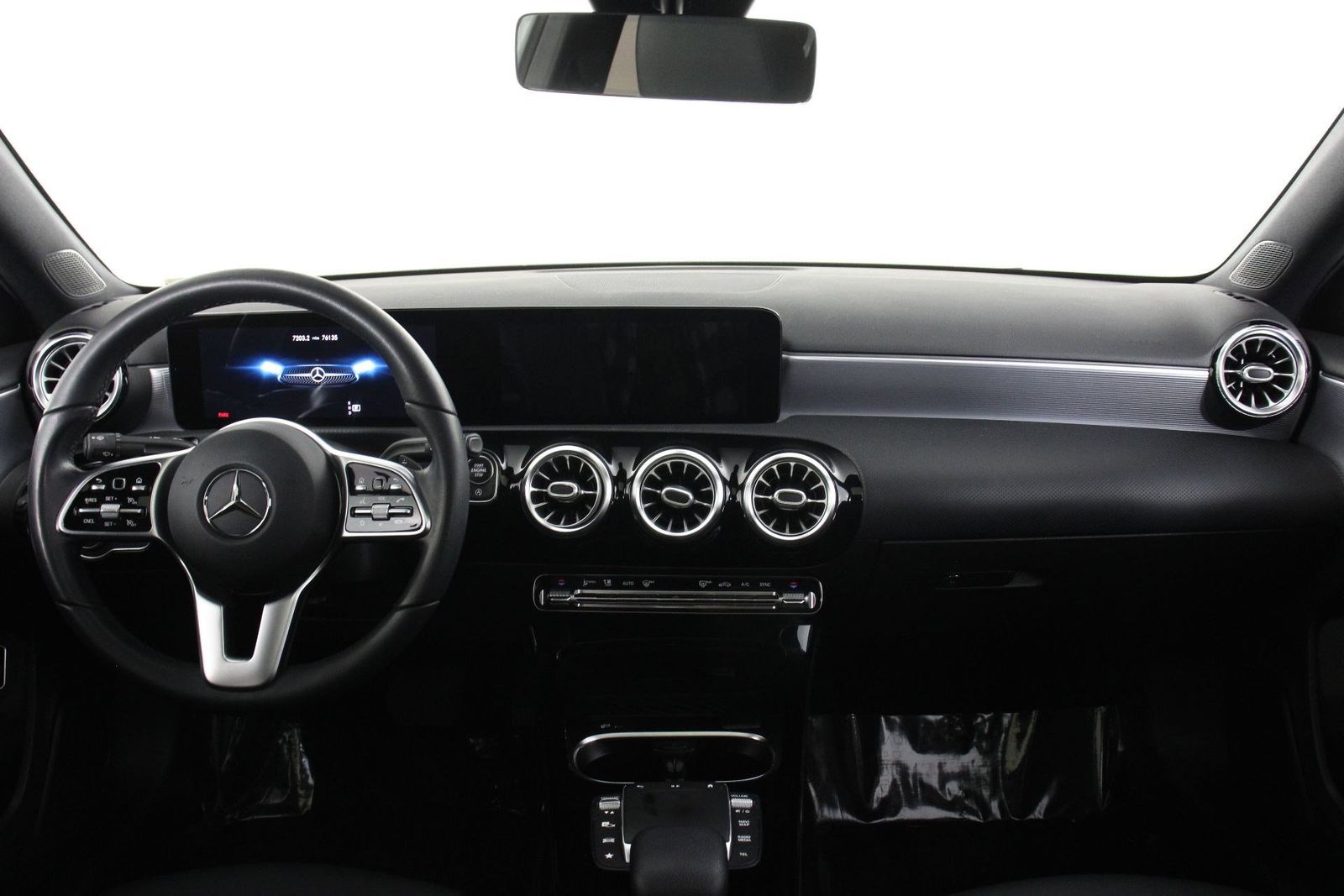 2021 Mercedes-Benz A-Class A 220 photo 6