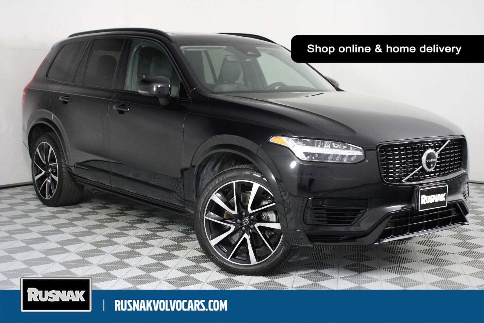 2023 Volvo XC90 T8 Recharge Plus Dark Theme 7-Seater 4WD's photo