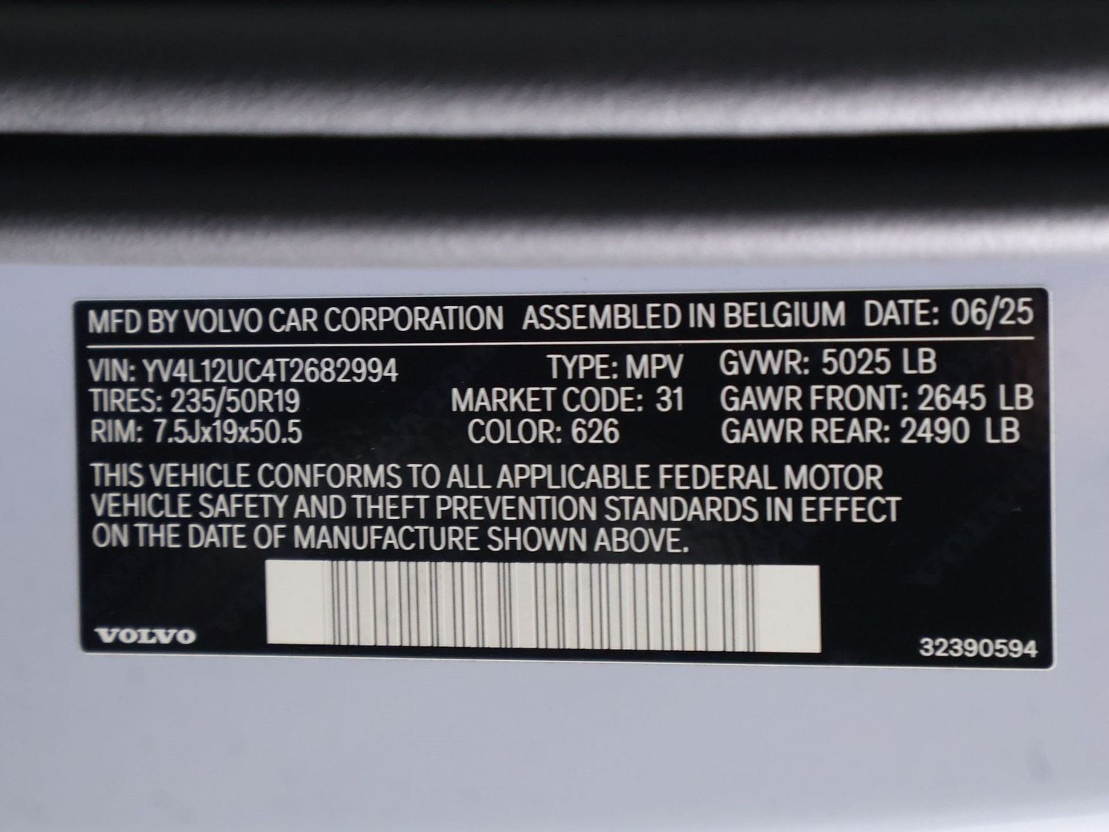 2026 Volvo XC40 Plus - Photo 16