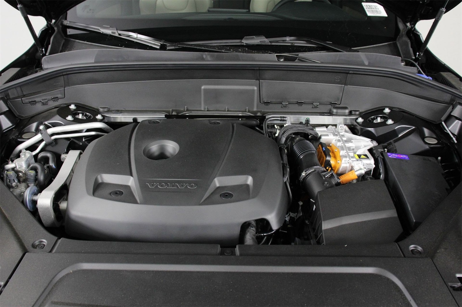 2026 Volvo XC90 Plus - Photo 12