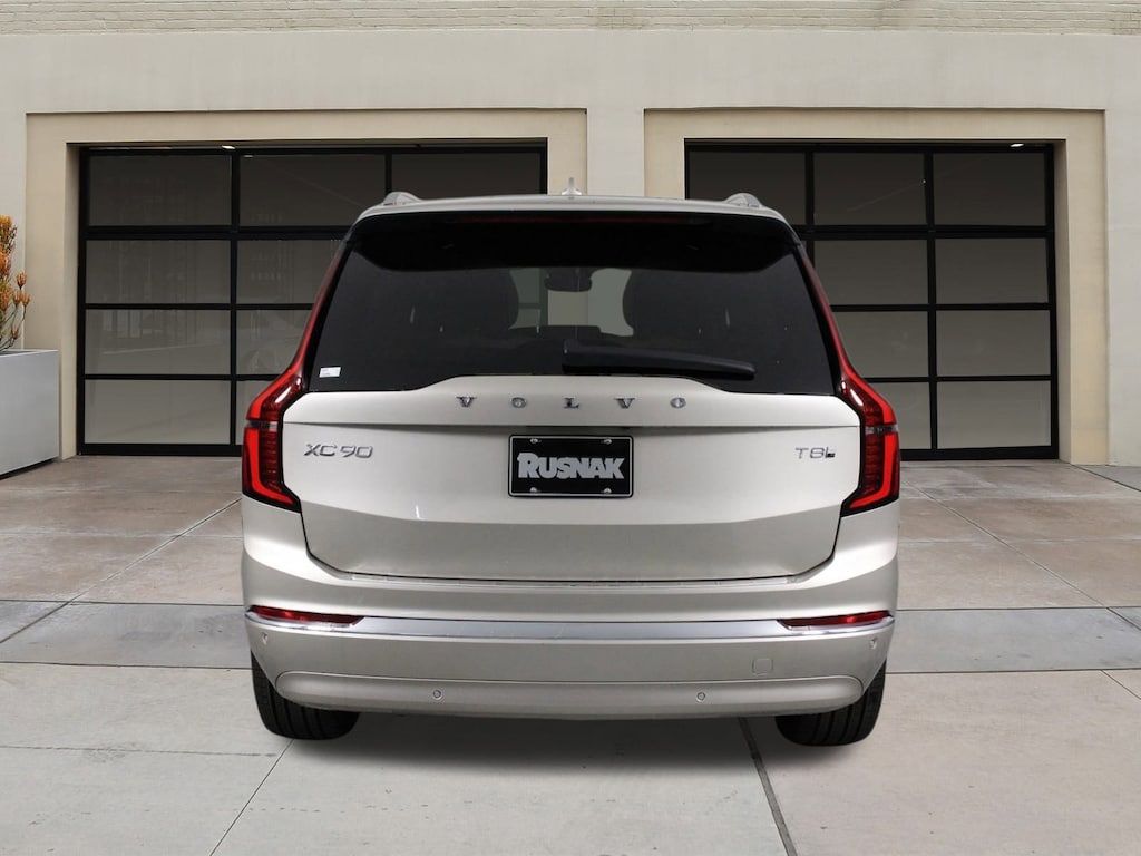 New 2026 Volvo XC90 plug-in hybrid T8 Plus 7-Seater SUV