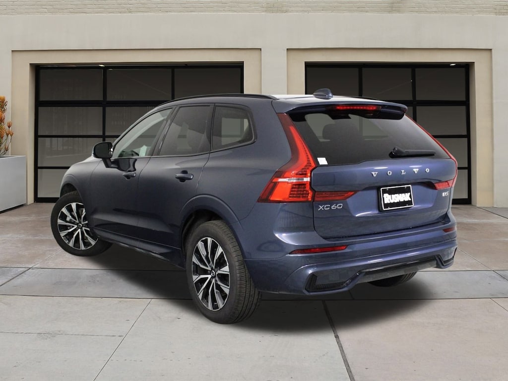Certified 2025 Volvo XC60 B5 Core SUV