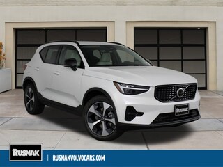 2026 Volvo XC40 B5 Plus AWD SUV